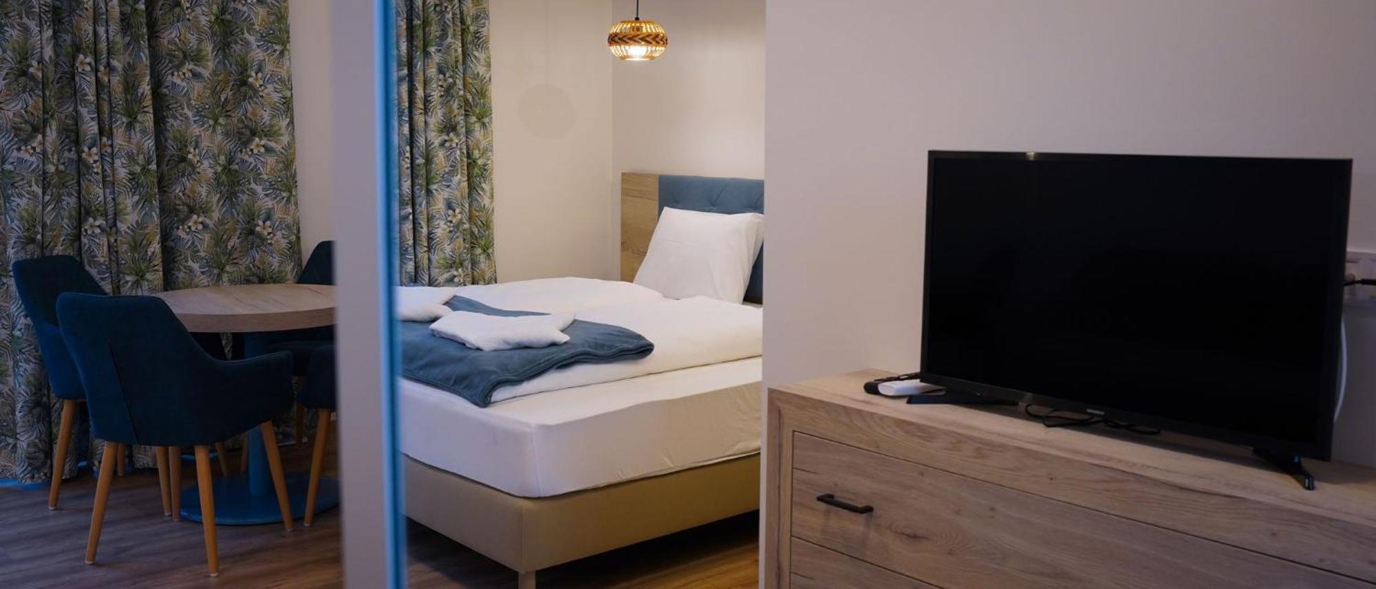 Napsugar Club Es Panzio Bed & Breakfast Fonyod ภายนอก รูปภาพ